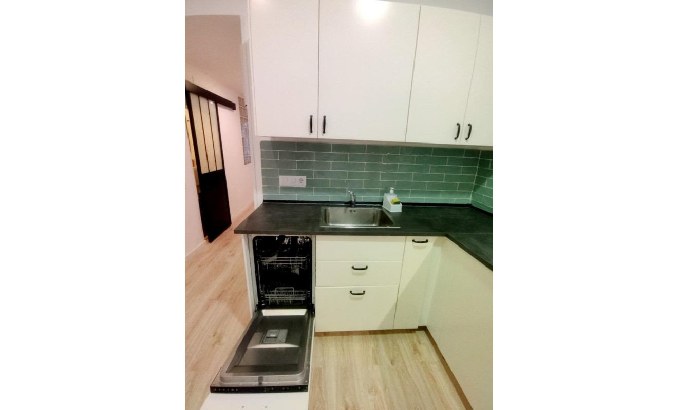 Reventa - Apartamento / piso - Barcelona - Ciutat Vella / El Raval