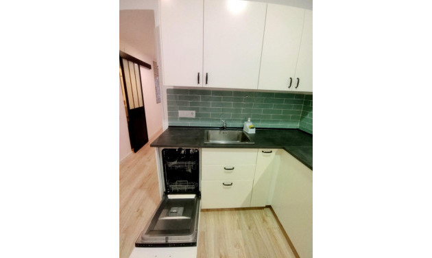 Reventa - Apartamento / piso - Barcelona - Ciutat Vella / El Raval