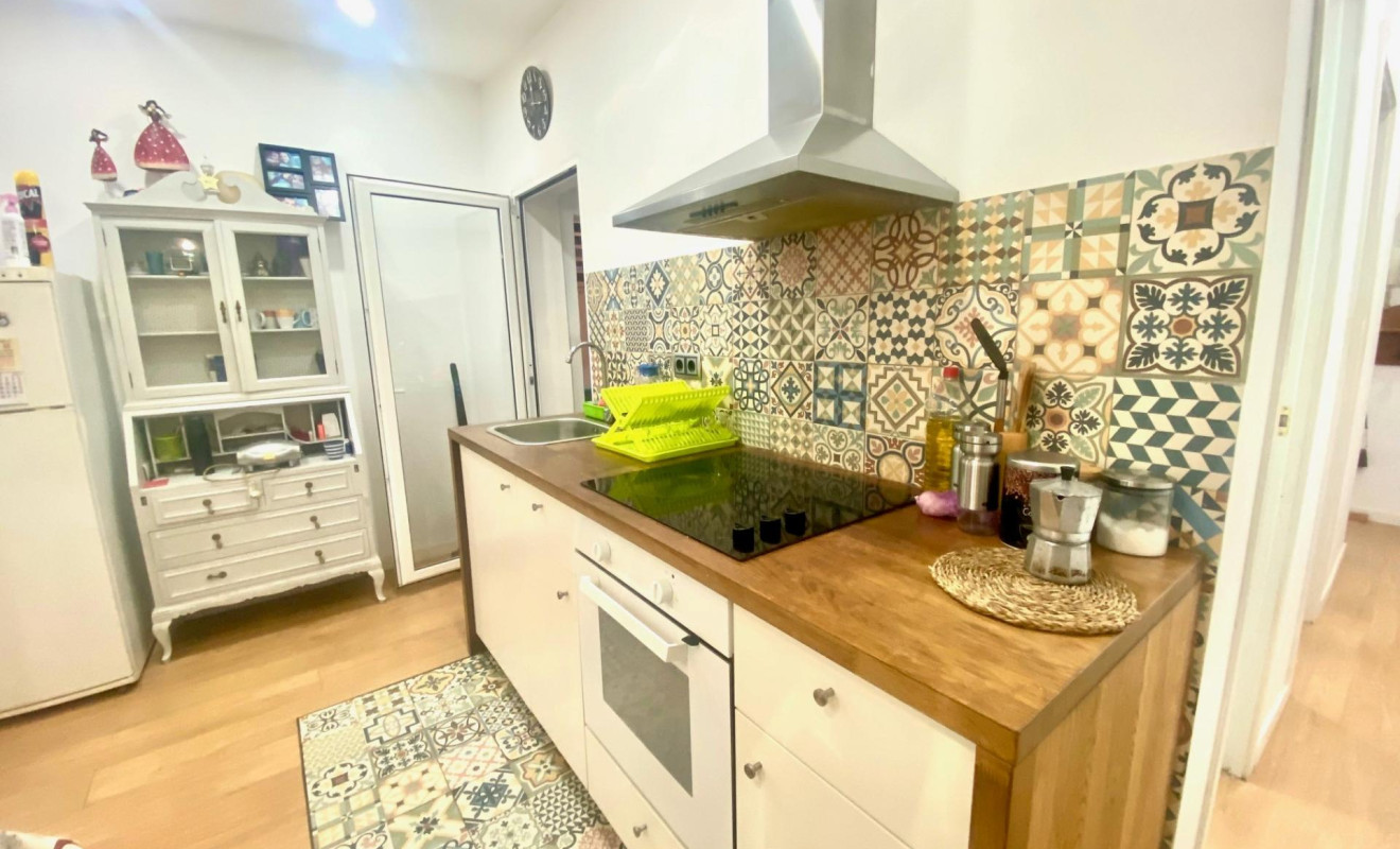 Reventa - Apartamento / piso - Barcelona - Horta - Guinardó / El Guinardó