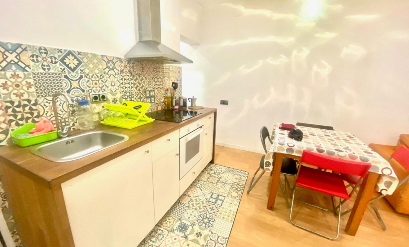 Reventa - Apartamento / piso - Barcelona - Horta - Guinardó / El Guinardó