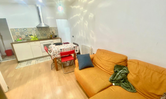 Reventa - Apartamento / piso - Barcelona - Horta - Guinardó / El Guinardó