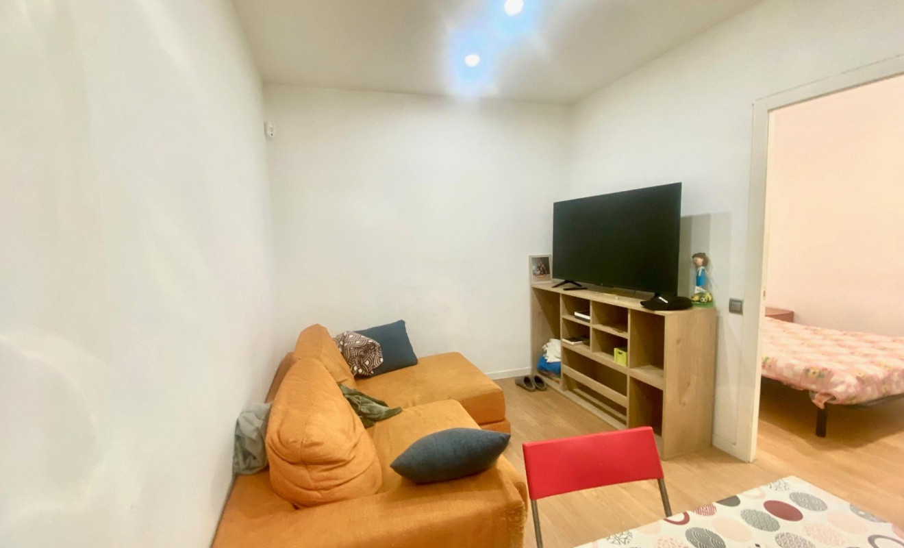 Reventa - Apartamento / piso - Barcelona - Horta - Guinardó / El Guinardó