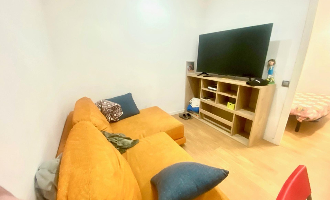 Reventa - Apartamento / piso - Barcelona - Horta - Guinardó / El Guinardó