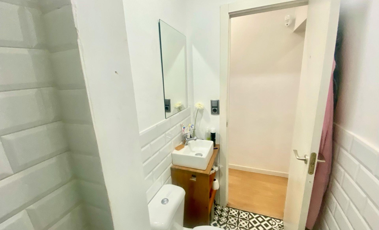 Reventa - Apartamento / piso - Barcelona - Horta - Guinardó / El Guinardó