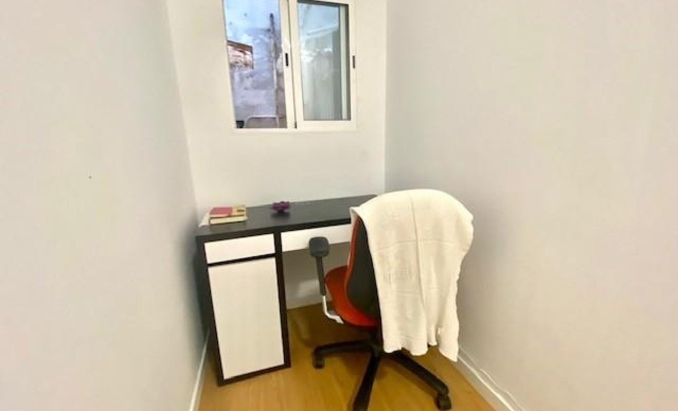 Reventa - Apartamento / piso - Barcelona - Horta - Guinardó / El Guinardó