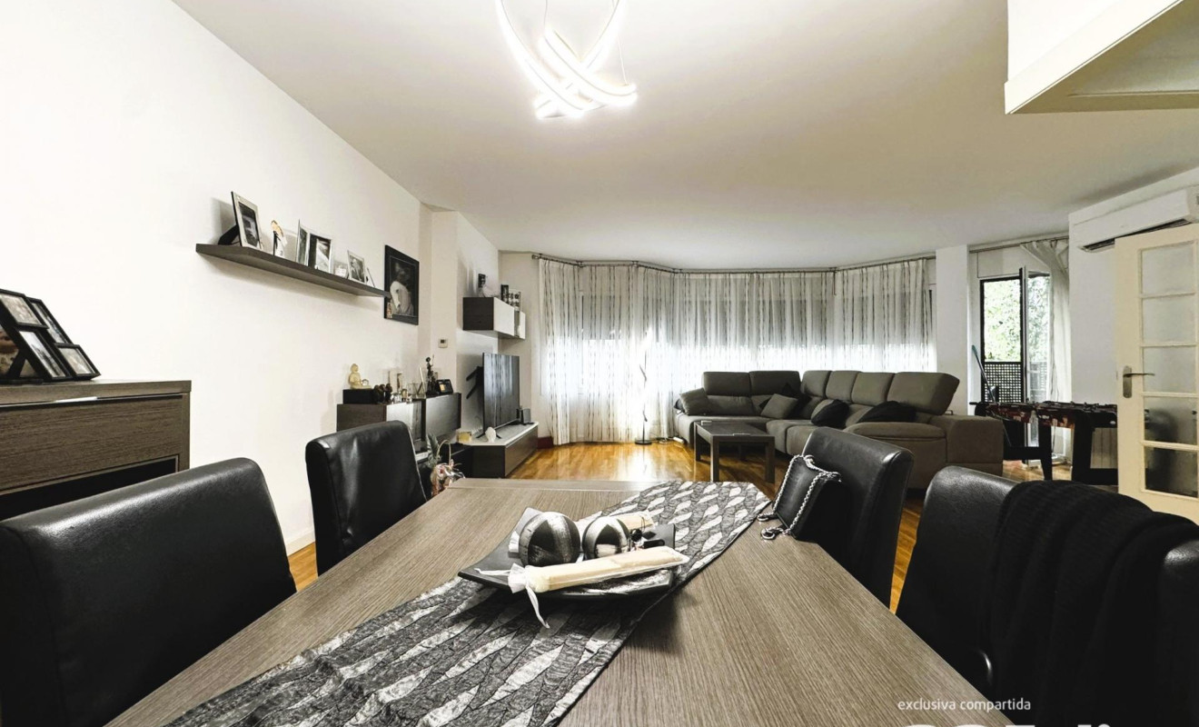 Reventa - Apartamento / piso - Sabadell - Centro