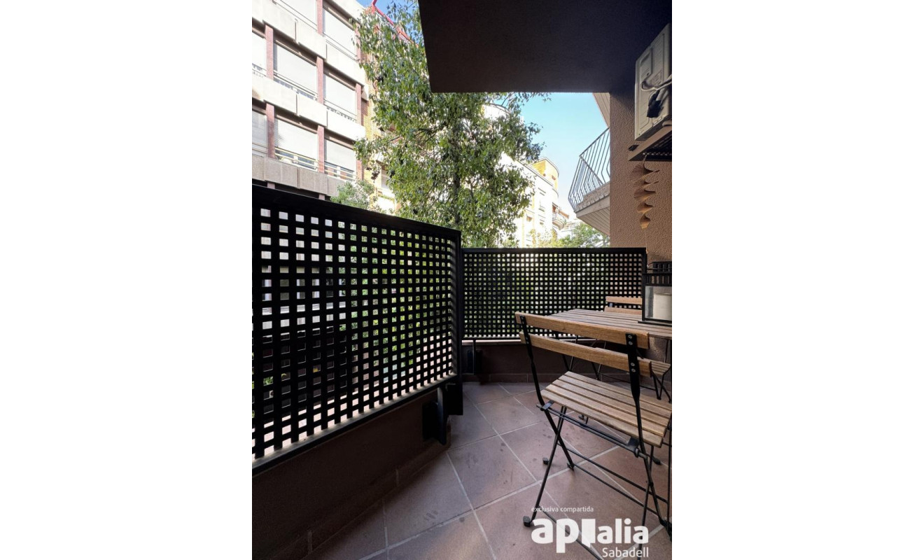 Reventa - Apartamento / piso - Sabadell - Centro