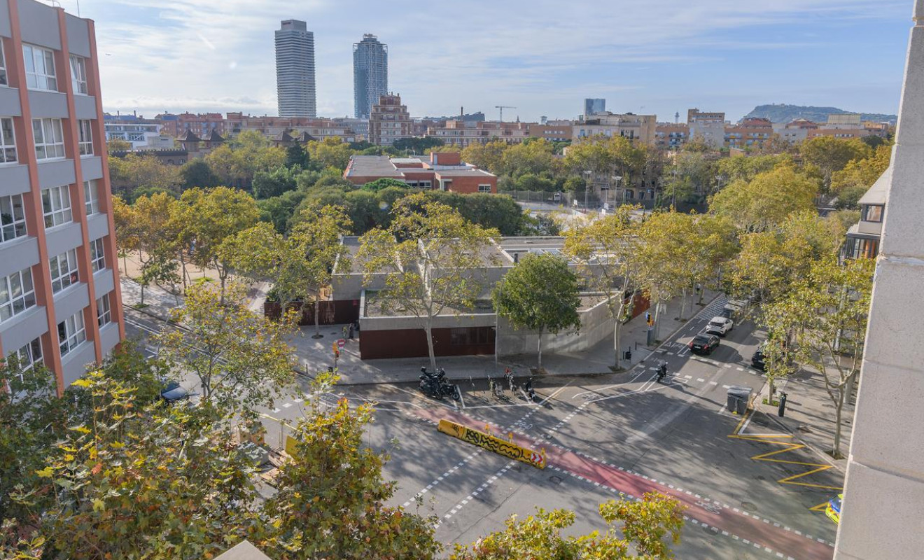 Reventa - Triplex - Barcelona - Sant Martí /  Vila Olímpica