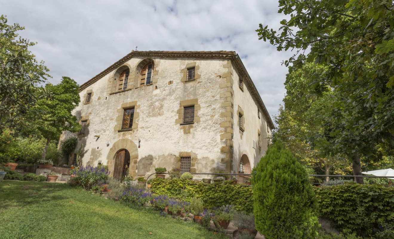 Resale - Farmhouses - Anglès