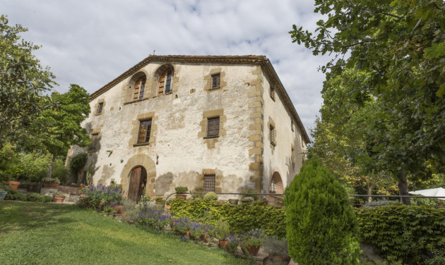 Resale - Farmhouses - Anglès
