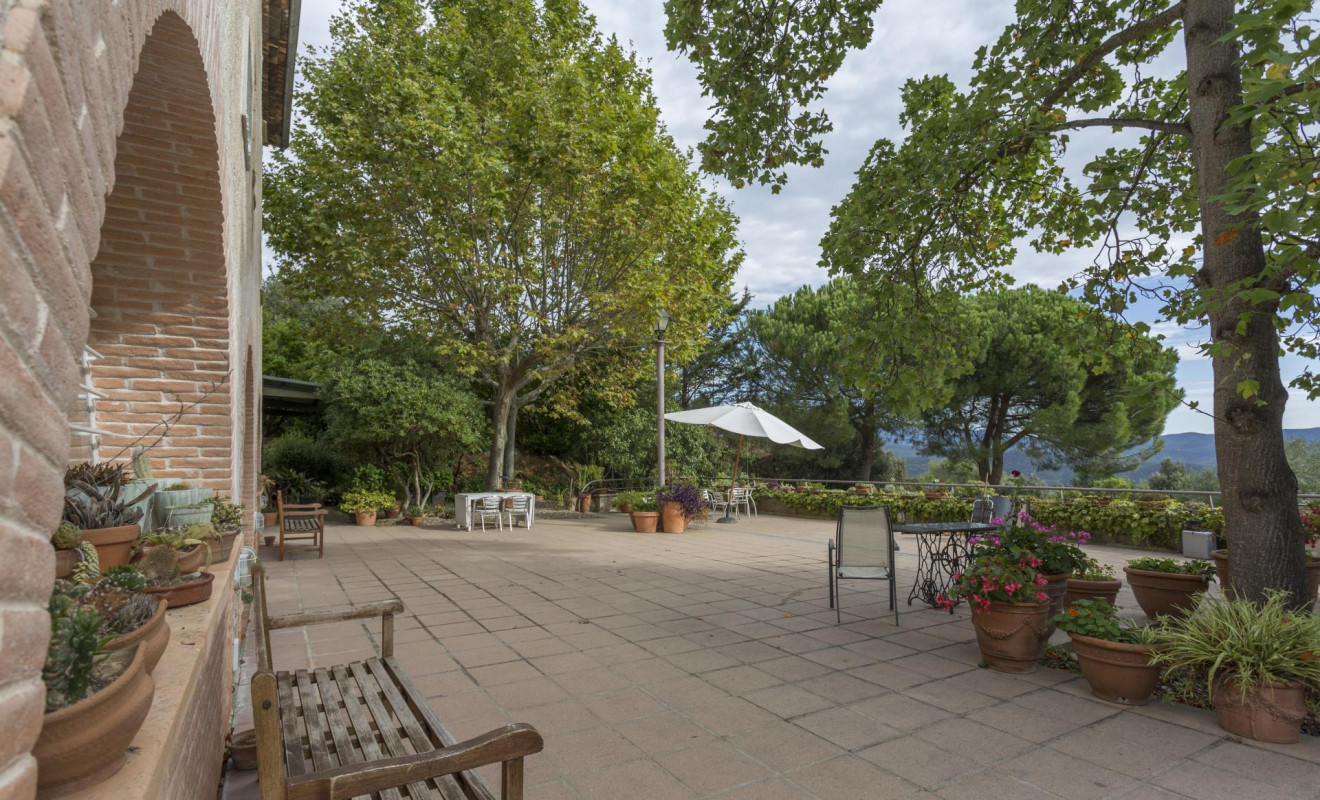 Resale - Farmhouses - Anglès