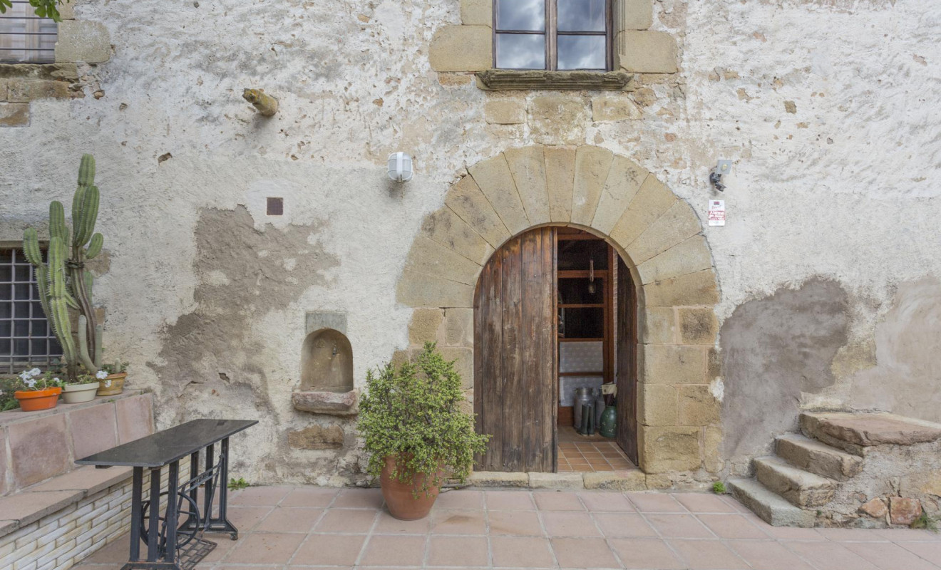 Resale - Farmhouses - Anglès