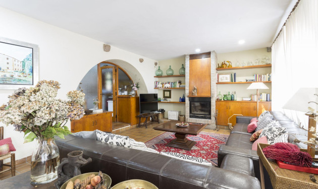 Resale - Farmhouses - Anglès