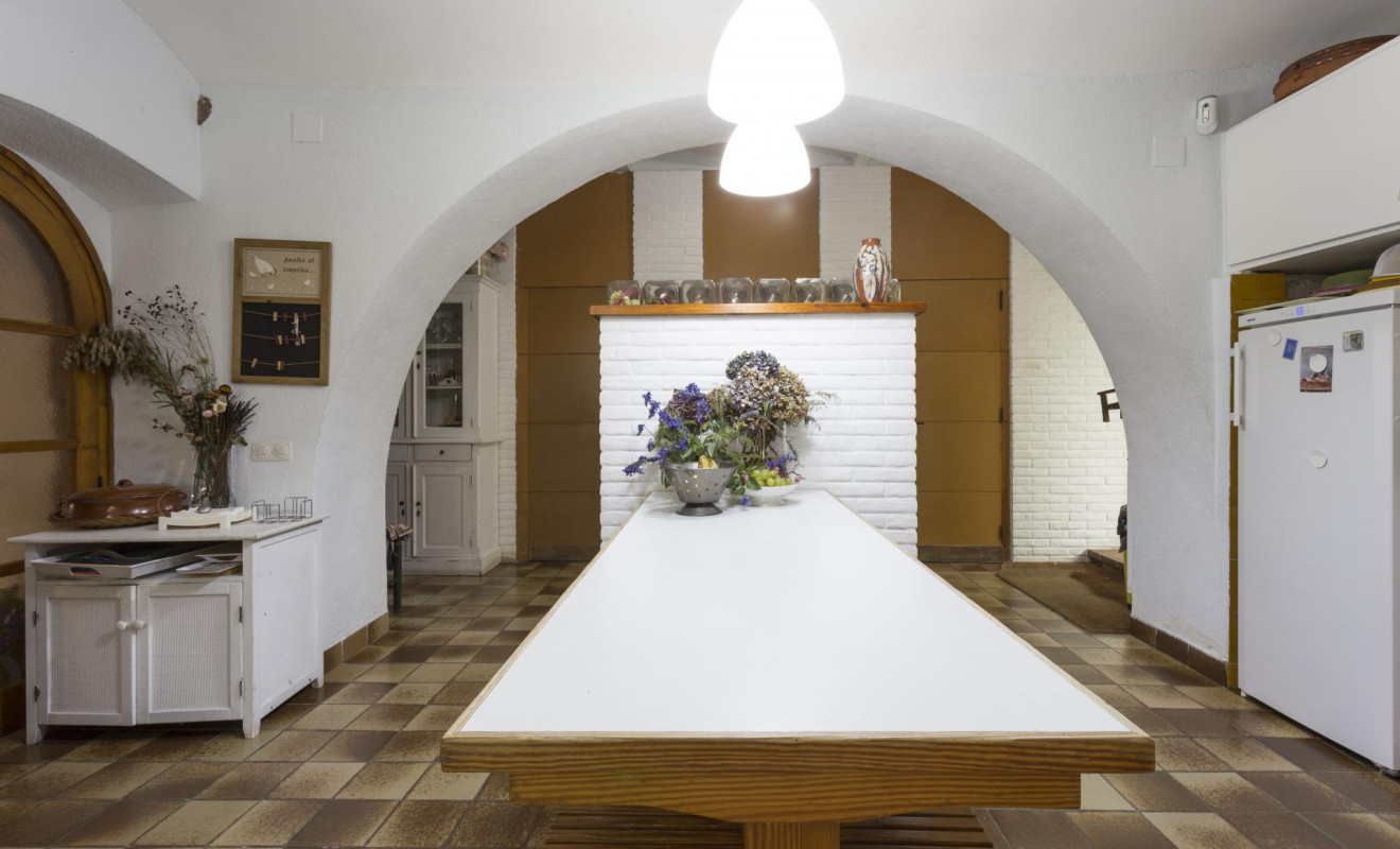 Resale - Farmhouses - Anglès