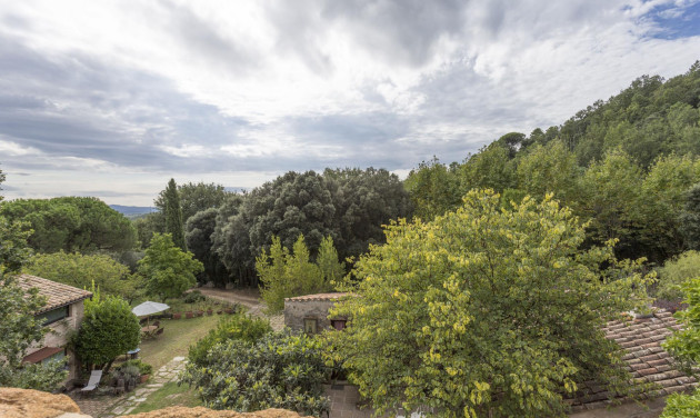 Resale - Farmhouses - Anglès