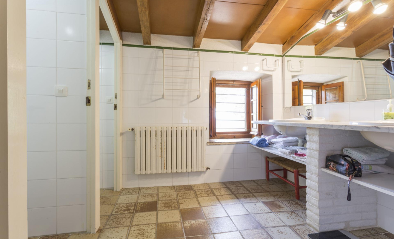 Resale - Farmhouses - Anglès