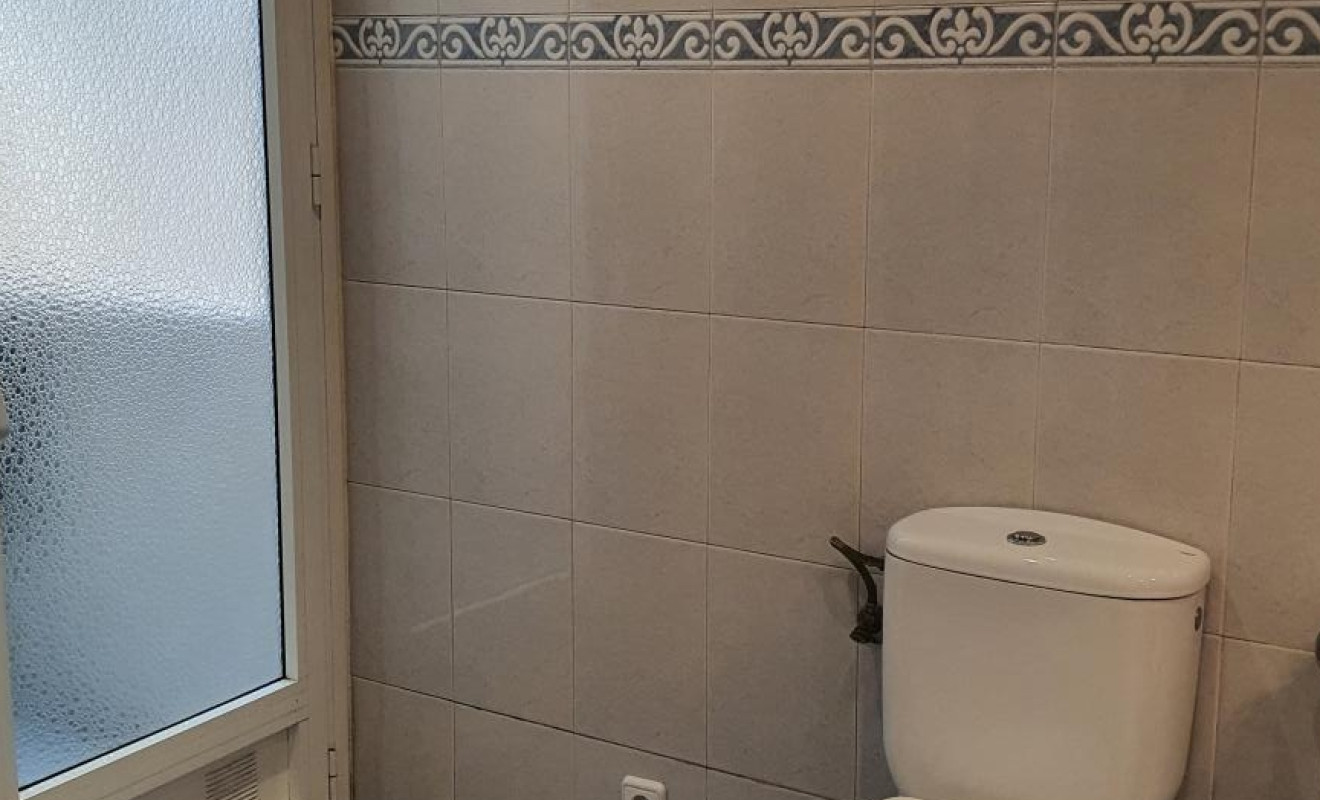 Reventa - Apartamento / piso - Barcelona - Gràcia