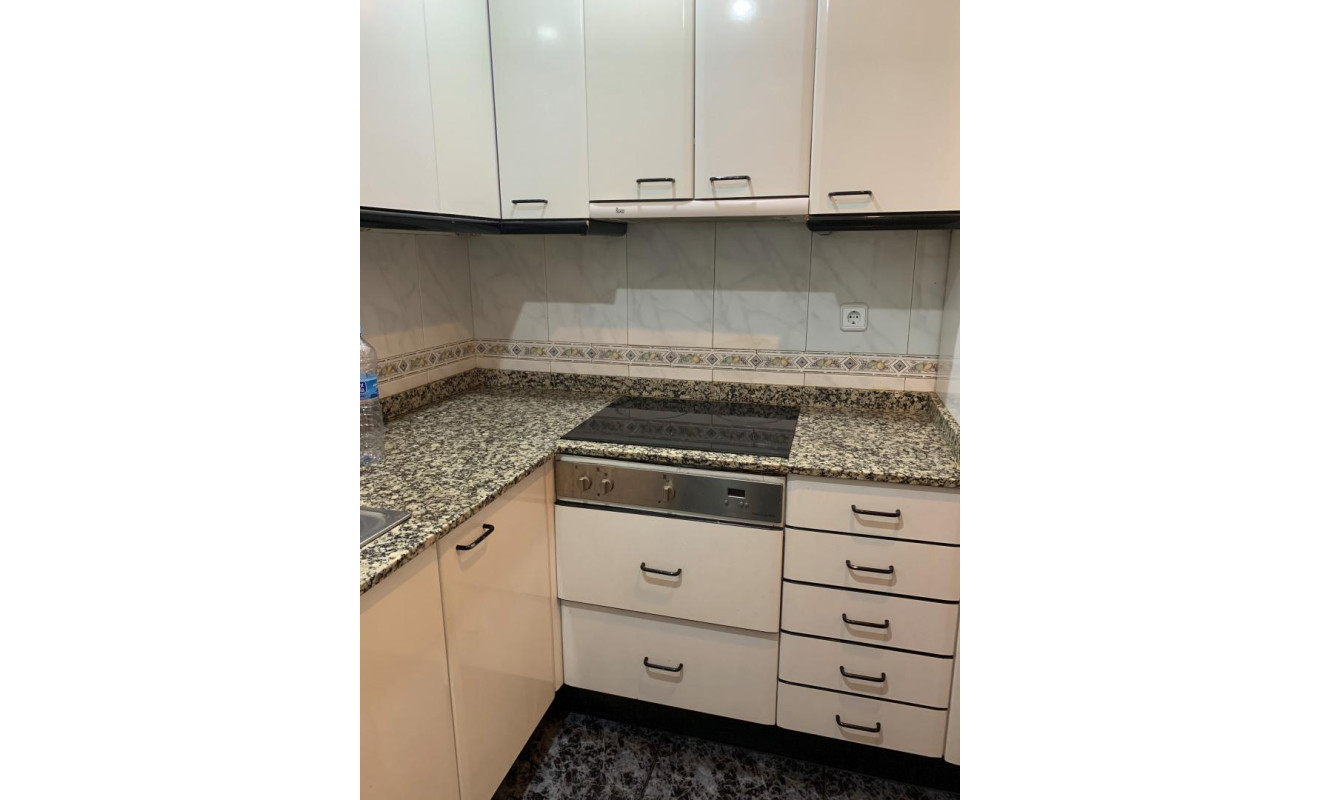 Reventa - Apartamento / piso - Barcelona - Gràcia