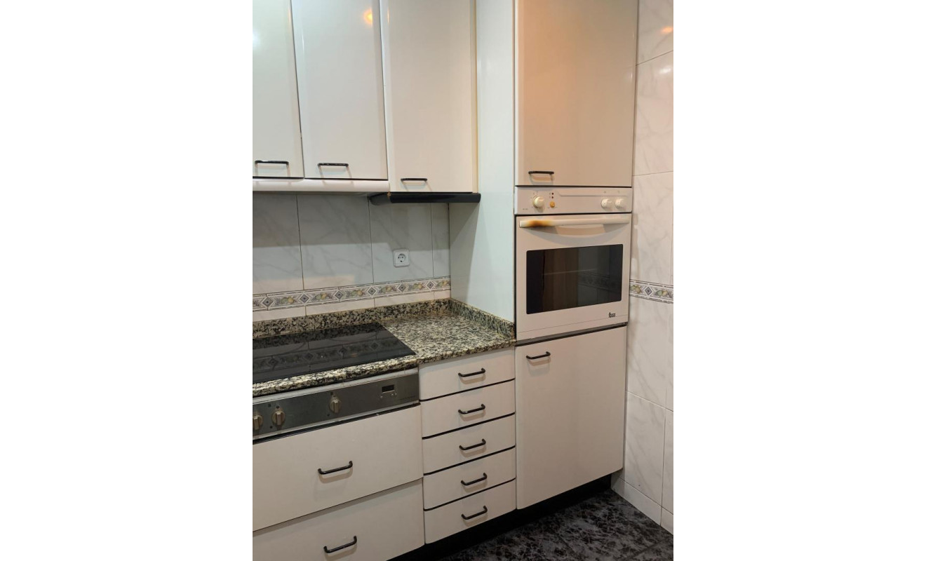 Reventa - Apartamento / piso - Barcelona - Gràcia