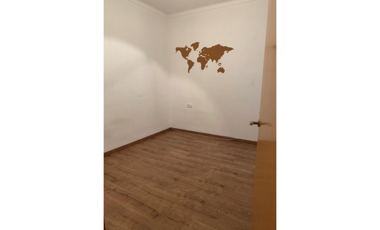 Reventa - Apartamento / piso - Barcelona - Gràcia