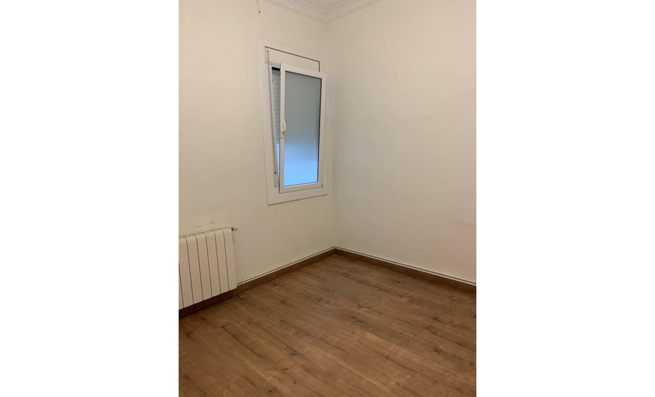 Reventa - Apartamento / piso - Barcelona - Gràcia