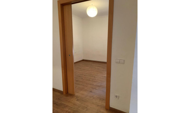 Reventa - Apartamento / piso - Barcelona - Gràcia