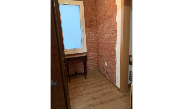 Reventa - Apartamento / piso - Barcelona - Gràcia