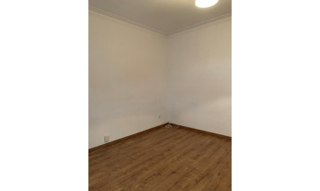 Reventa - Apartamento / piso - Barcelona - Gràcia