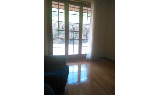 Reventa - Apartamento / piso - Molina, La