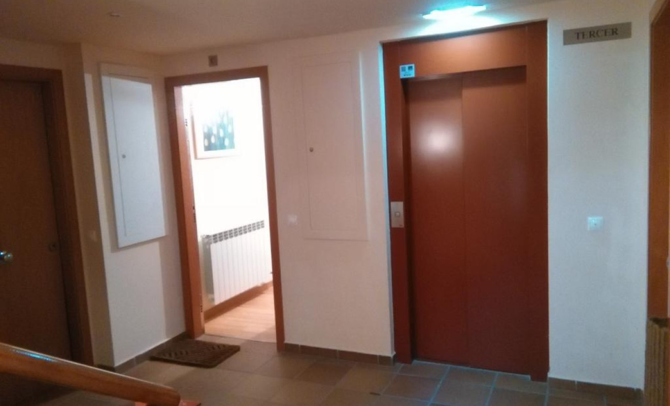 Reventa - Apartamento / piso - Molina, La