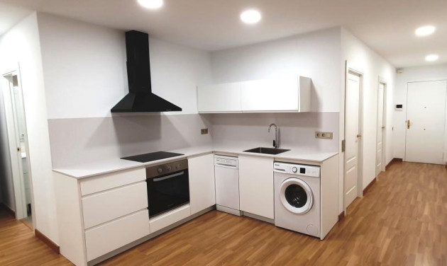 Reventa - Apartamento / piso - Barcelona - Eixample / Dreta Eixample