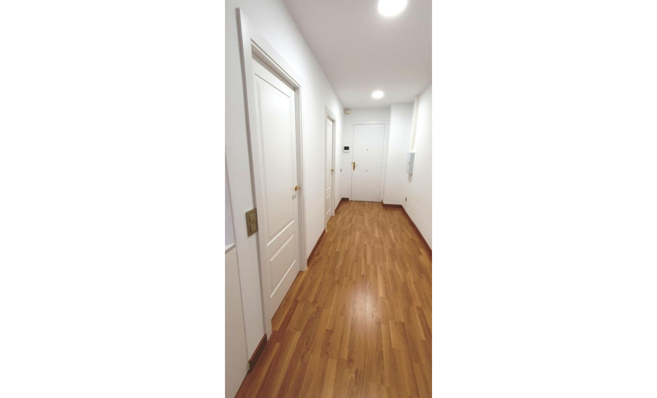 Reventa - Apartamento / piso - Barcelona - Eixample / Dreta Eixample