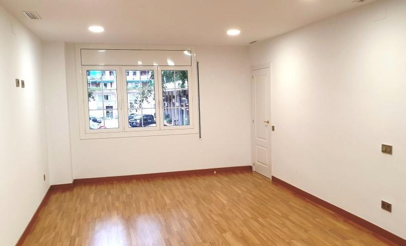 Reventa - Apartamento / piso - Barcelona - Eixample / Dreta Eixample