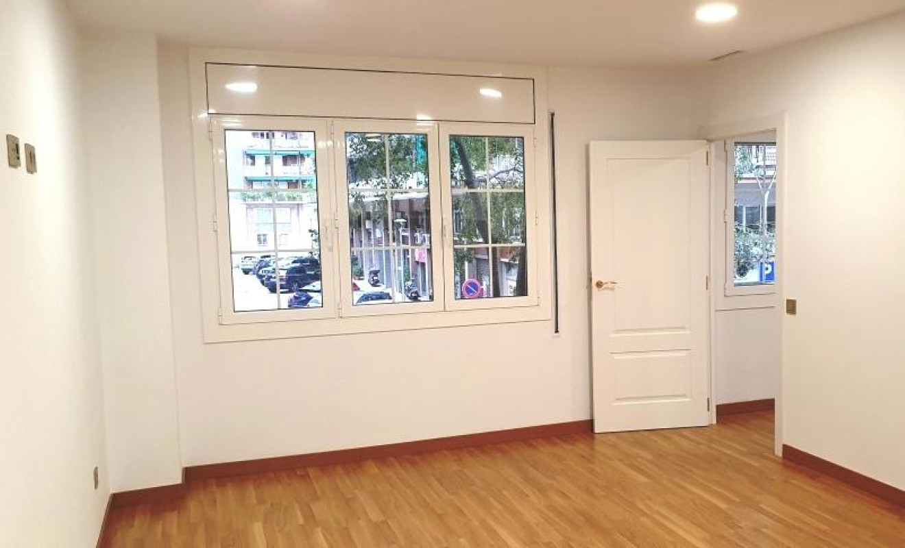 Reventa - Apartamento / piso - Barcelona - Eixample / Dreta Eixample