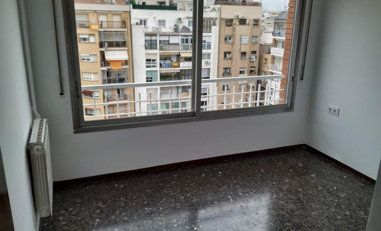 Reventa - Apartamento / piso - Barcelona - Eixample / Nova Esquerra Eixample