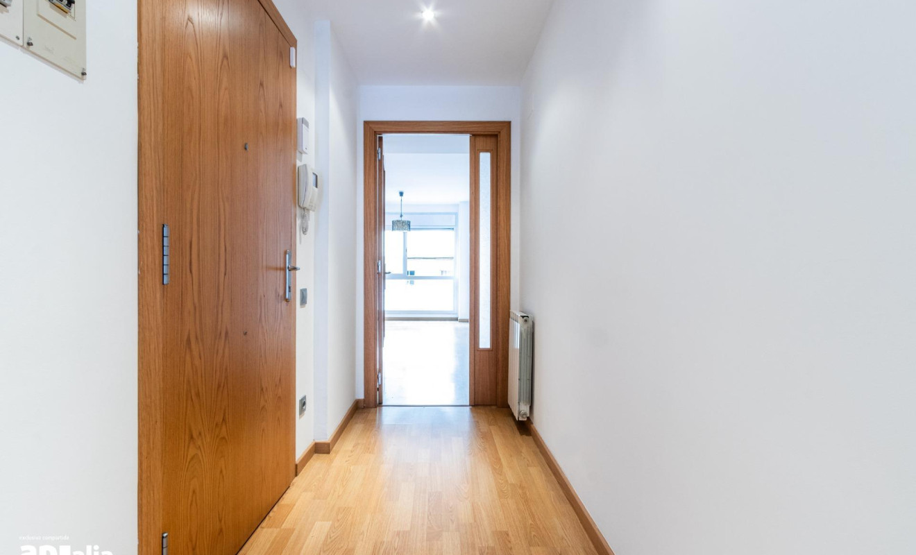 Reventa - Apartamento / piso - Sabadell - Eixample