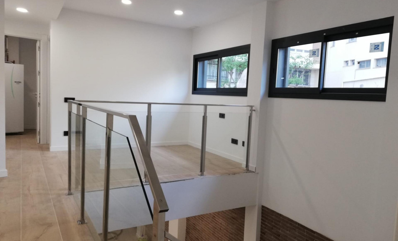 Obra nueva - Duplex - Badalona - Centro