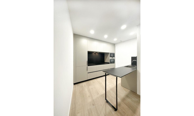 Obra nueva - Duplex - Badalona - Centro