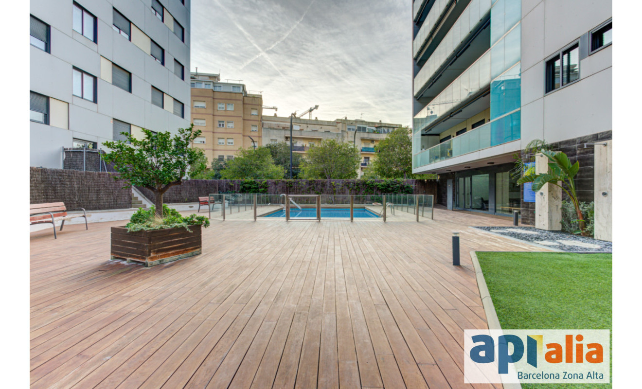 Reventa - Apartamento / piso - Esplugues de Llobregat - La Plana