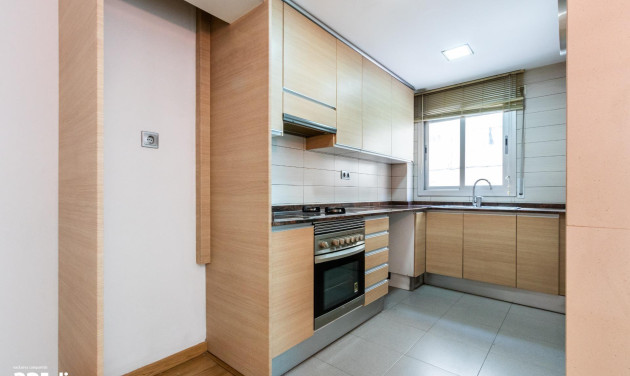 Reventa - Apartamento / piso - Sabadell - Eixample