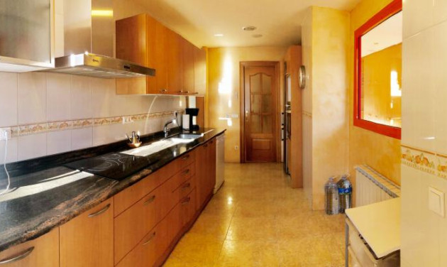 Reventa - Apartamento / piso - Cervera - Centre Poble