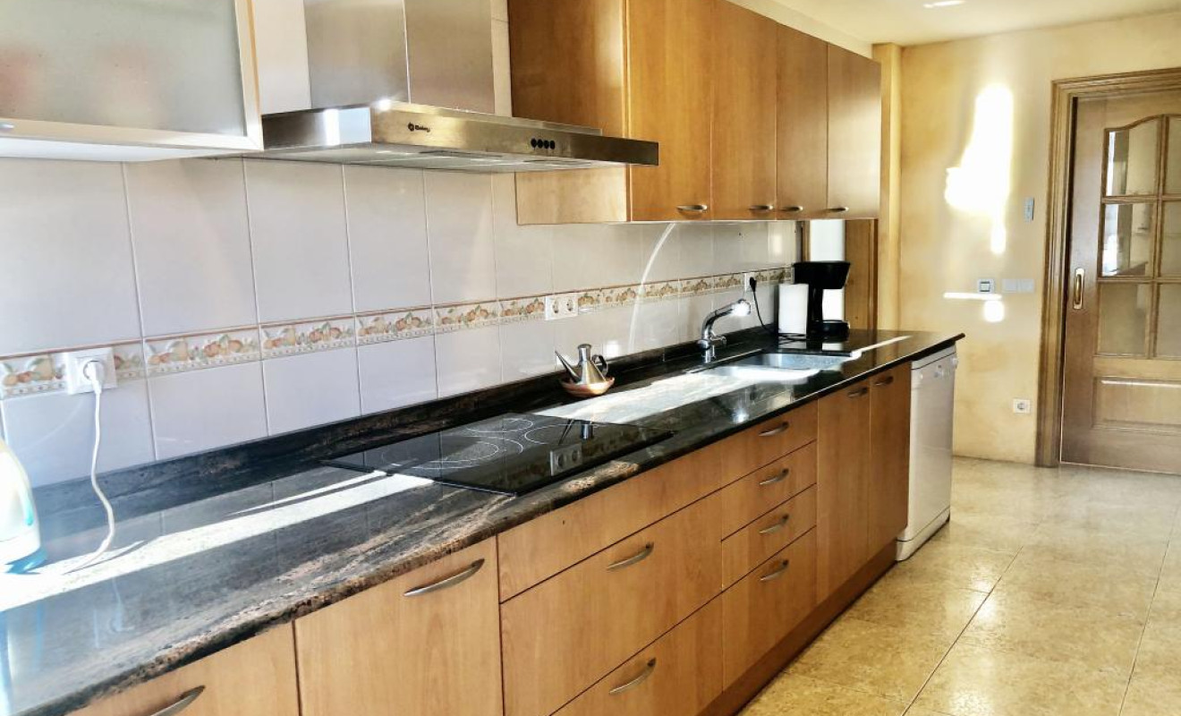 Reventa - Apartamento / piso - Cervera - Centre Poble