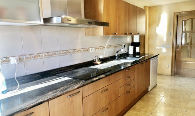 Reventa - Apartamento / piso - Cervera - Centre Poble