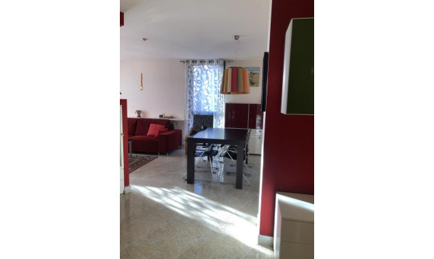 Reventa - Apartamento / piso - Cervera - Centre Poble