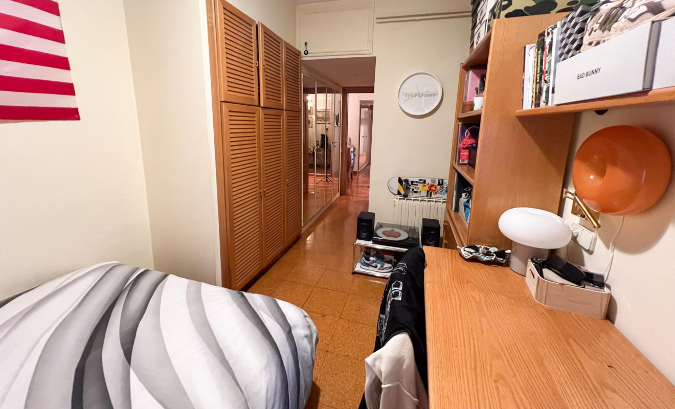 Reventa - Apartamento / piso - Barcelona - Eixample / Antiga Esquerra Eixample