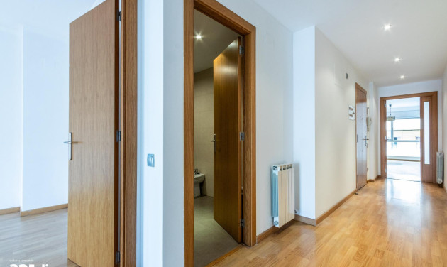 Reventa - Apartamento / piso - Sabadell - Eixample