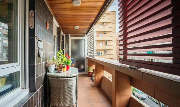 Reventa - Apartamento / piso - Barcelona - Les Corts / La Maternitat