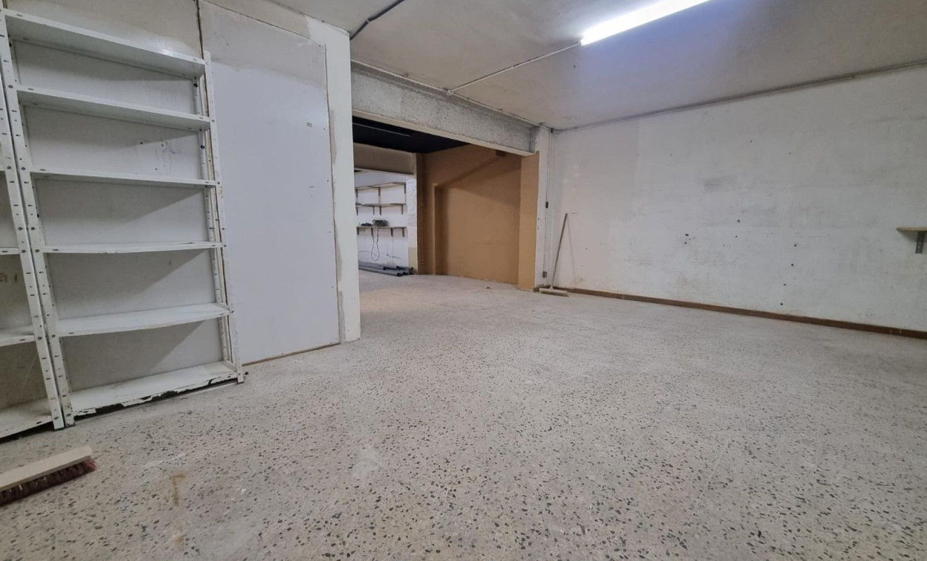 Reventa - Local comercial - Barcelona - Gràcia / Vila de Gràcia