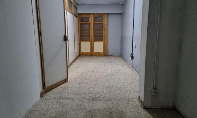 Reventa - Local comercial - Barcelona - Gràcia / Vila de Gràcia