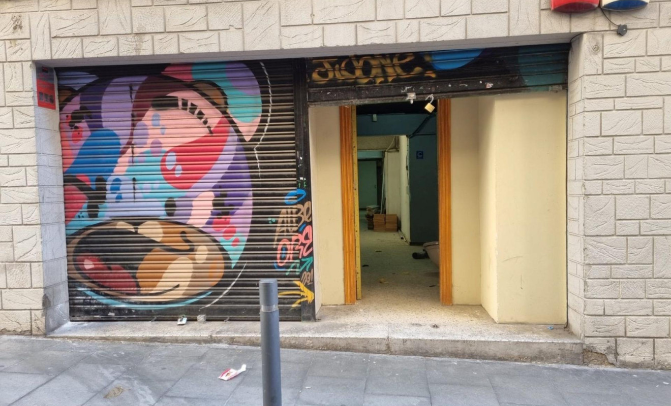 Resale - Local comercial - Barcelona - Gràcia / Vila de Gràcia